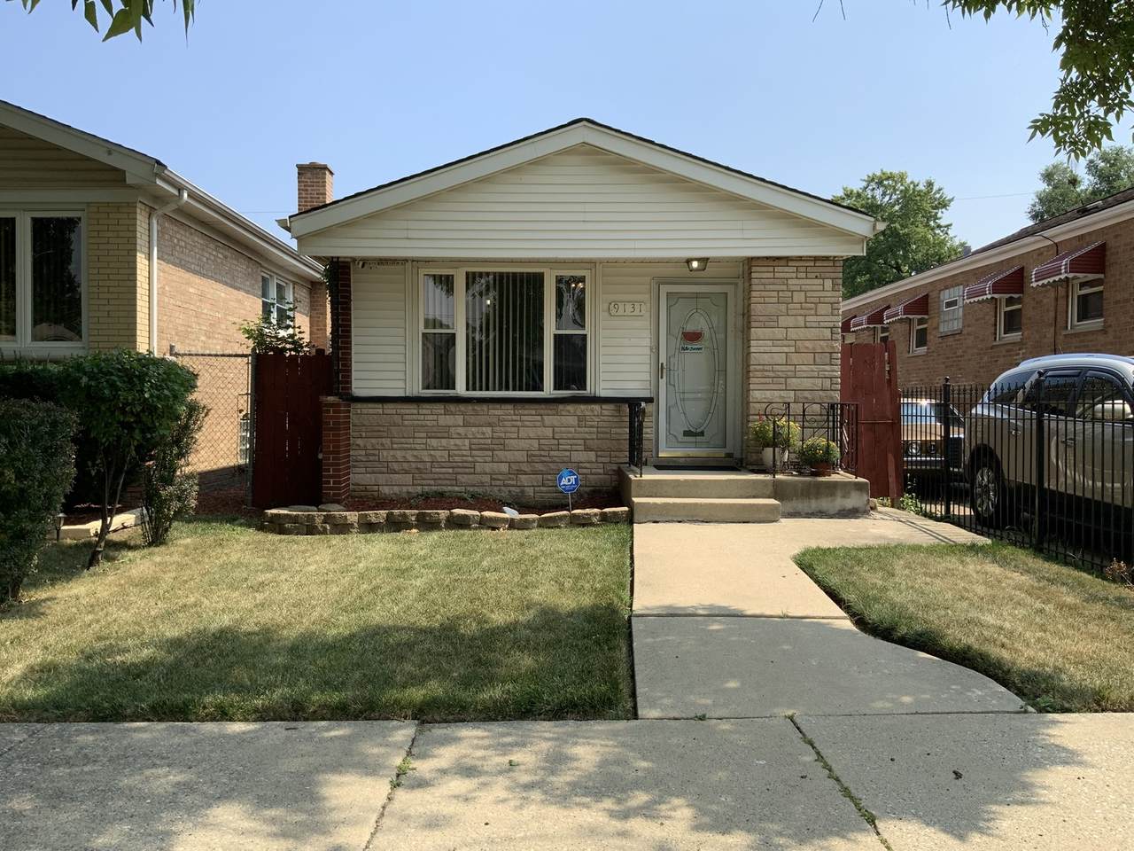 9131 Lowe Avenue - Photo 1