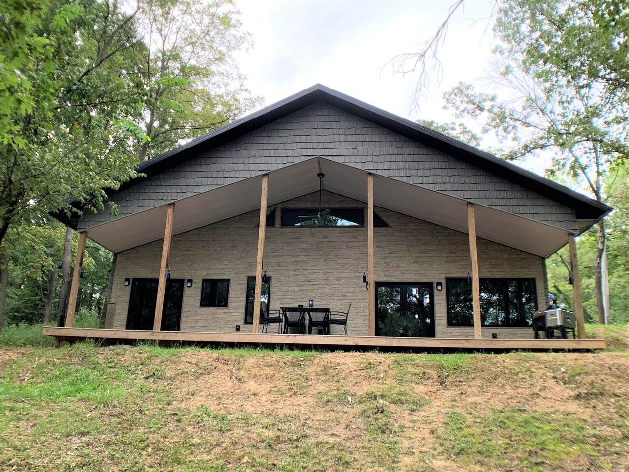 17 Country Club Drive - Photo 1
