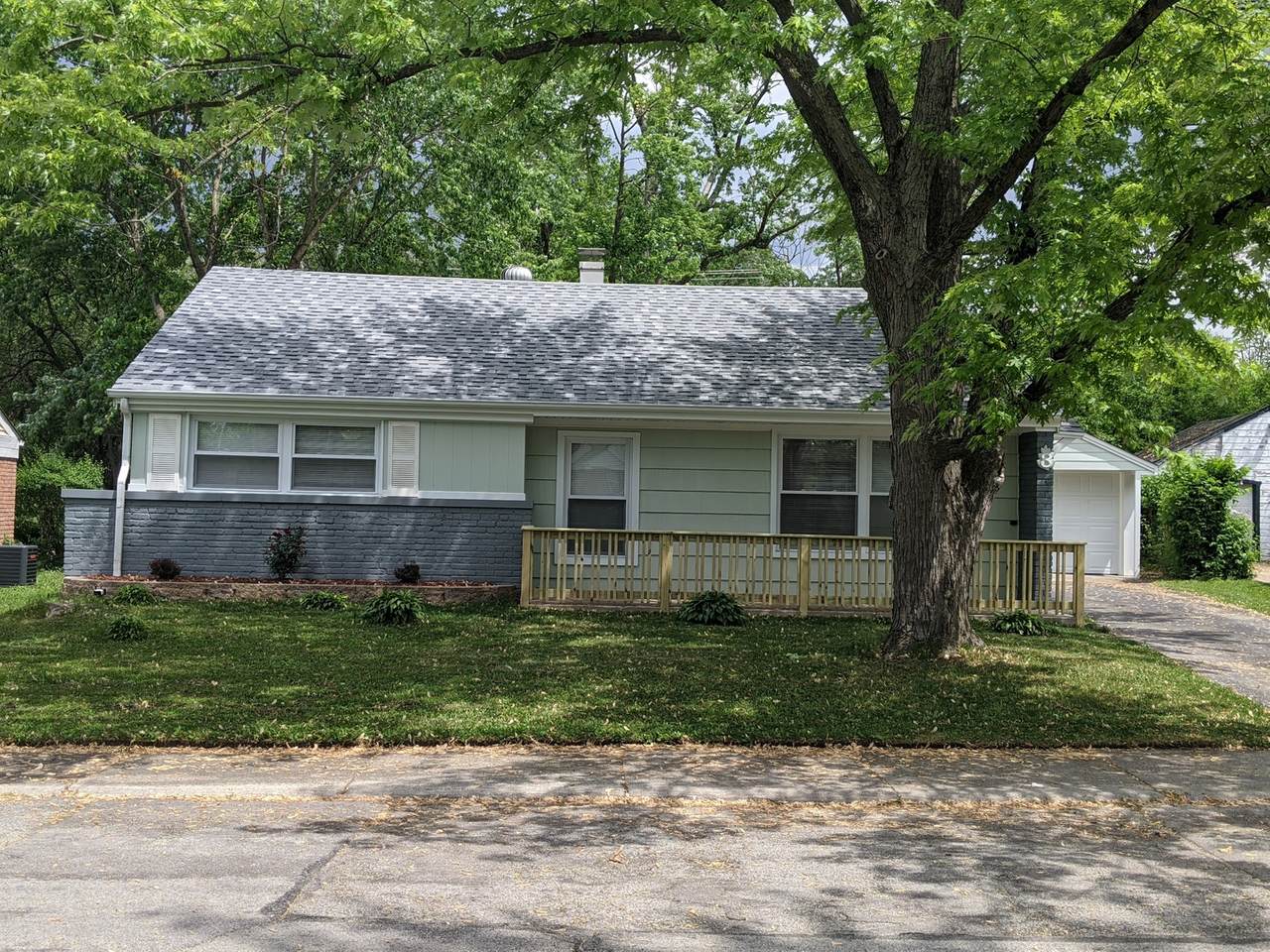 3 Oak Lane - Photo 1