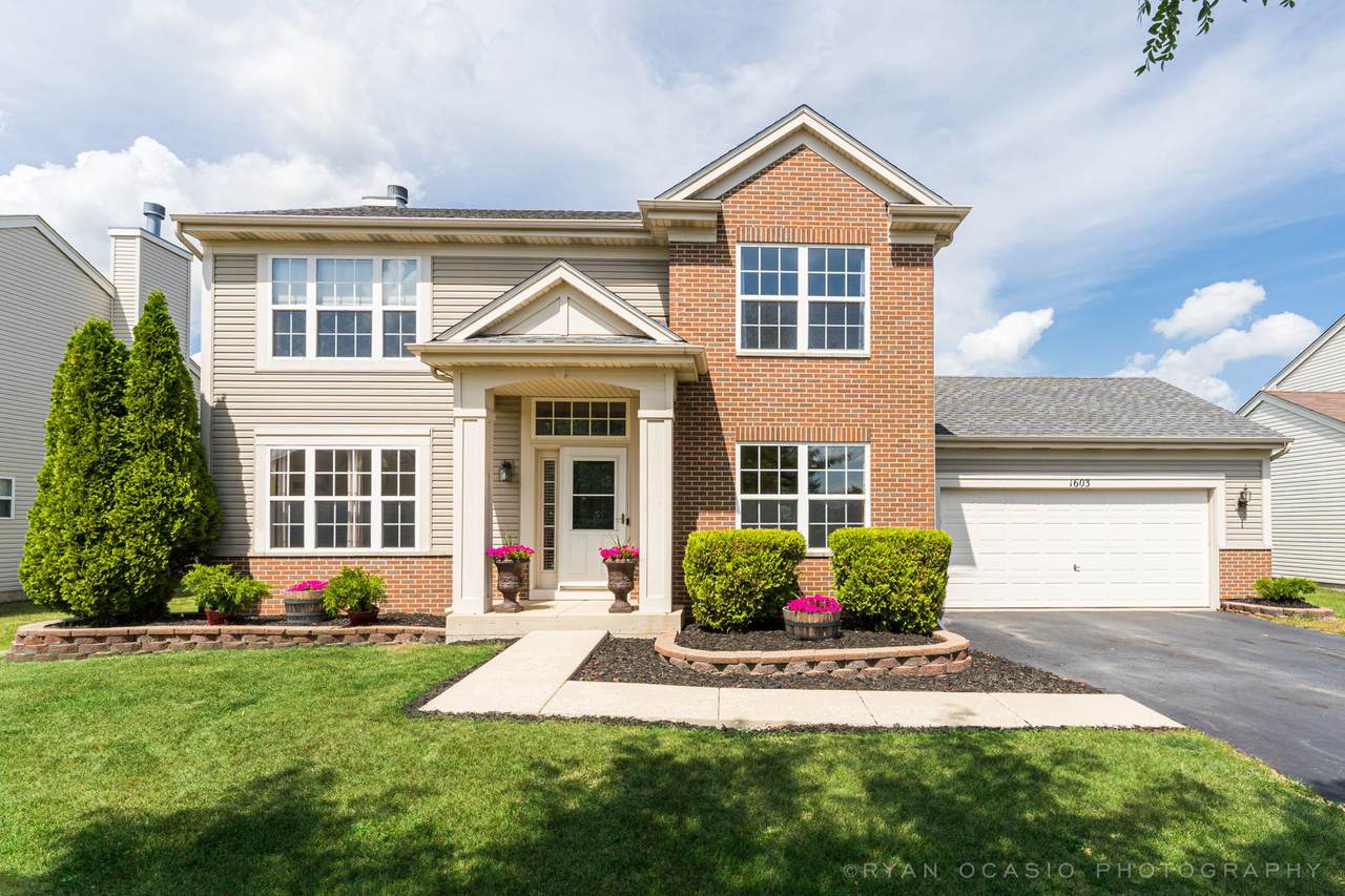 1603 Moluf Street - Photo 1