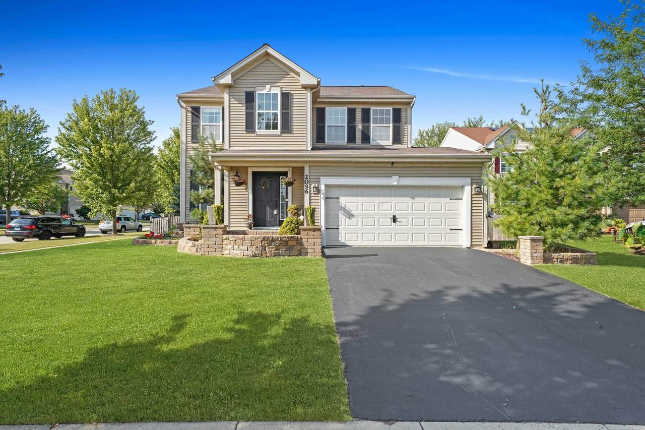 2096 William Drive - Photo 1