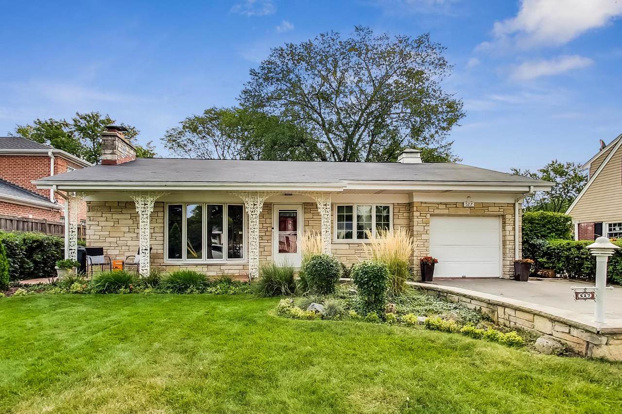 527 Briarhill Lane - Photo 1