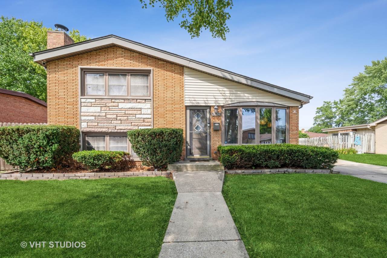 5174 88th Place - Photo 1