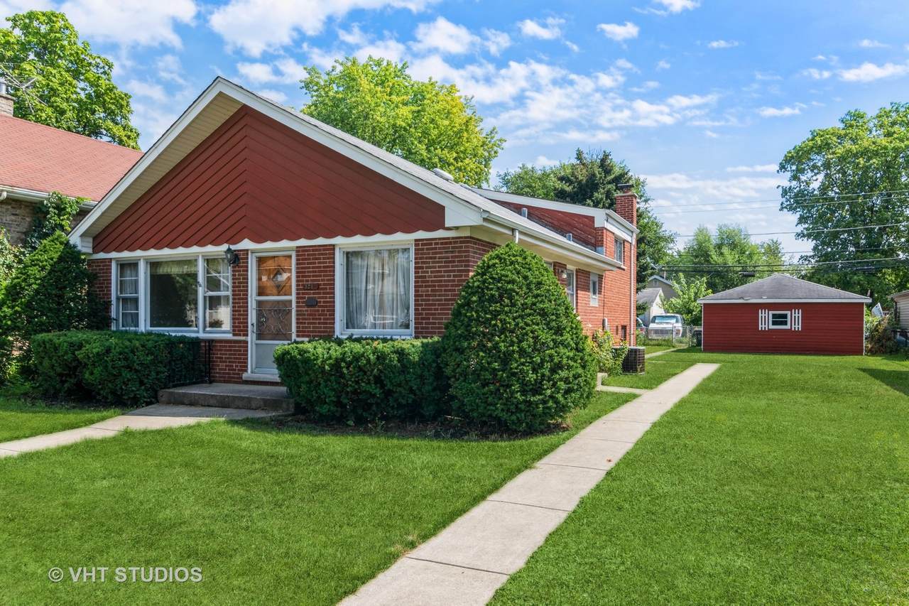 3213 Elm Avenue - Photo 1