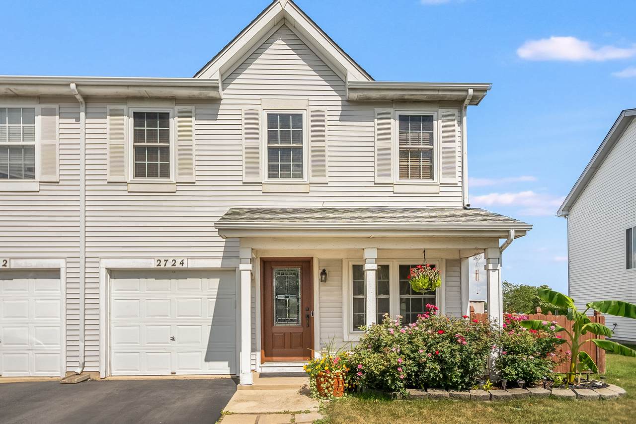 2724 Cedar Glade Road - Photo 1
