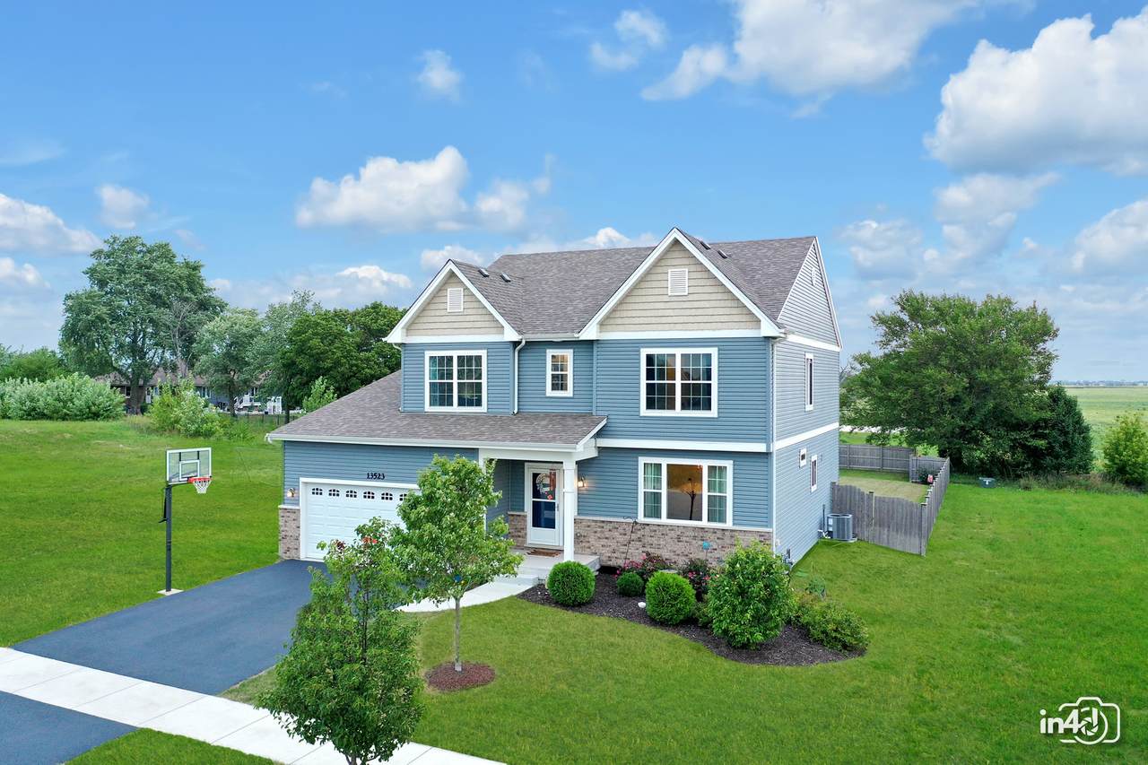 13523 Carmel Boulevard - Photo 1