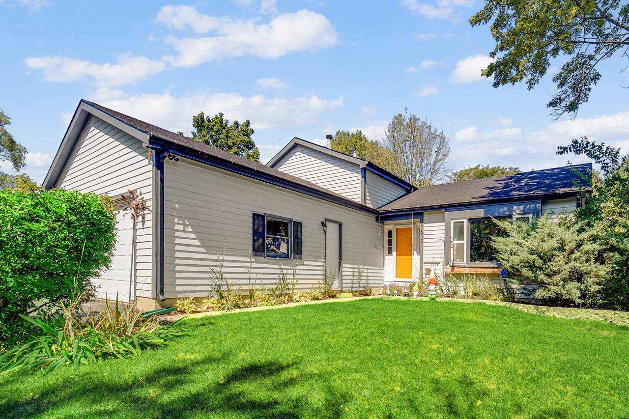 17632 Dartmoor Drive - Photo 1