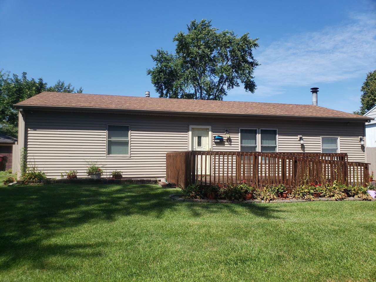 2413 Apache Avenue - Photo 1