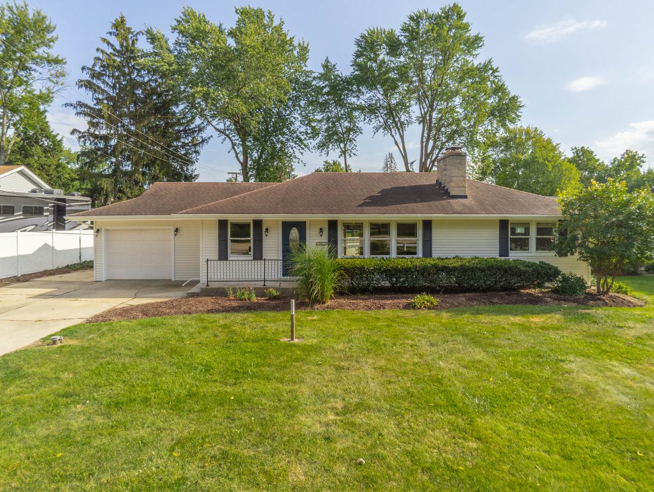 2044 Prairie Street - Photo 1