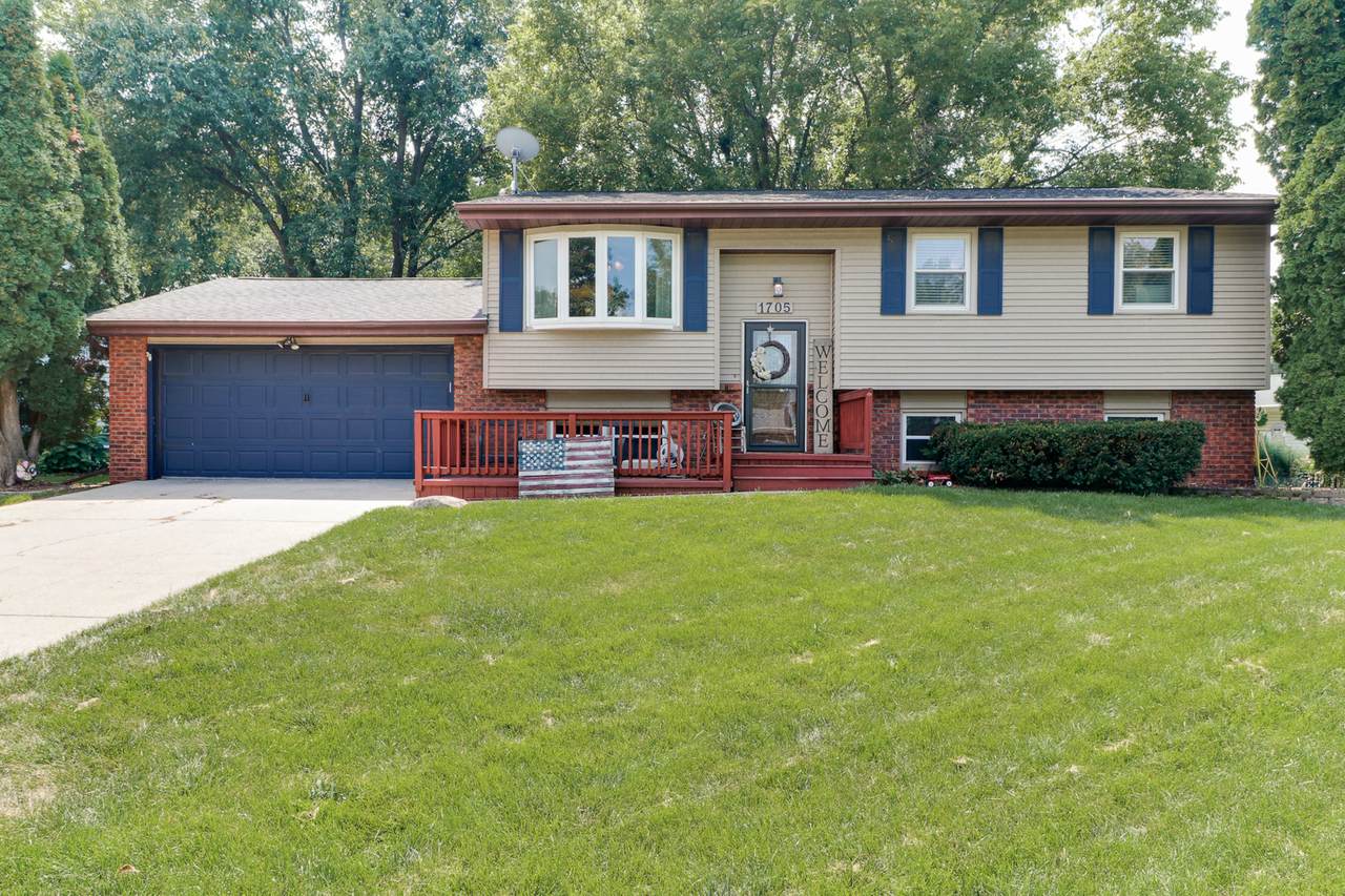 1705 Erin Drive - Photo 1