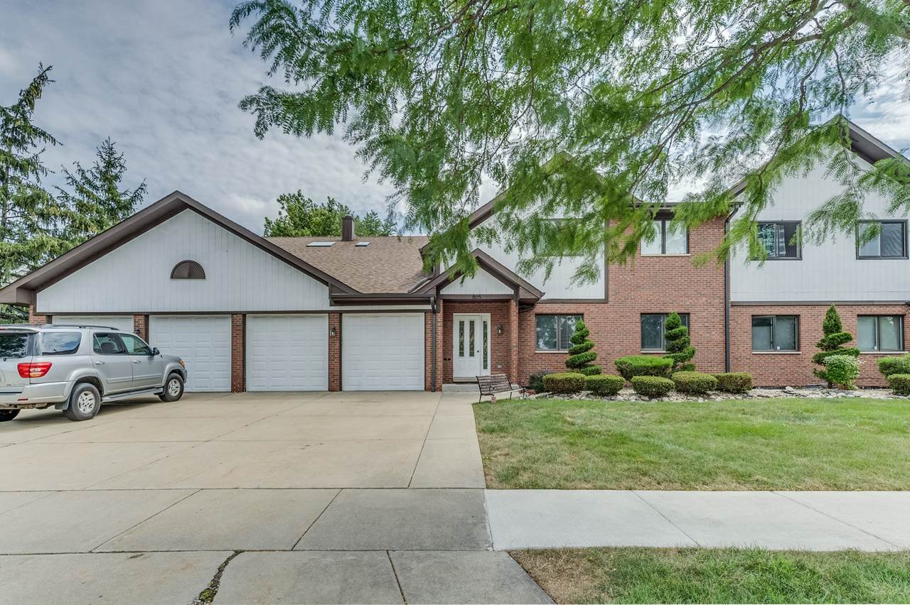 805 Walnut Street - Photo 1