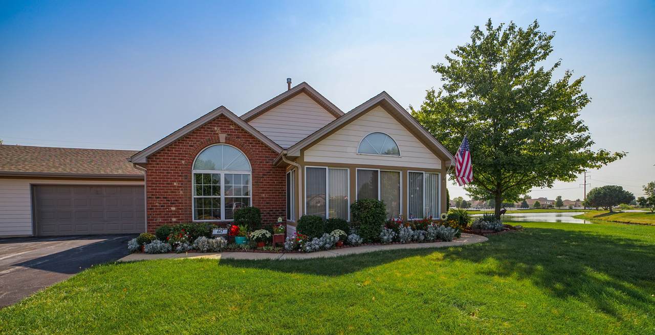 447 Stonegate Way - Photo 1