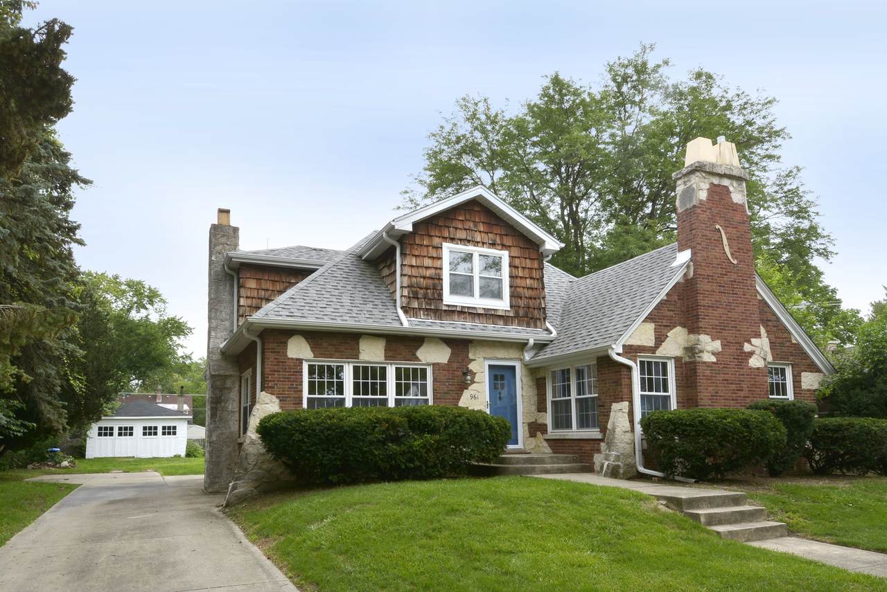 961 2nd Avenue - Photo 1