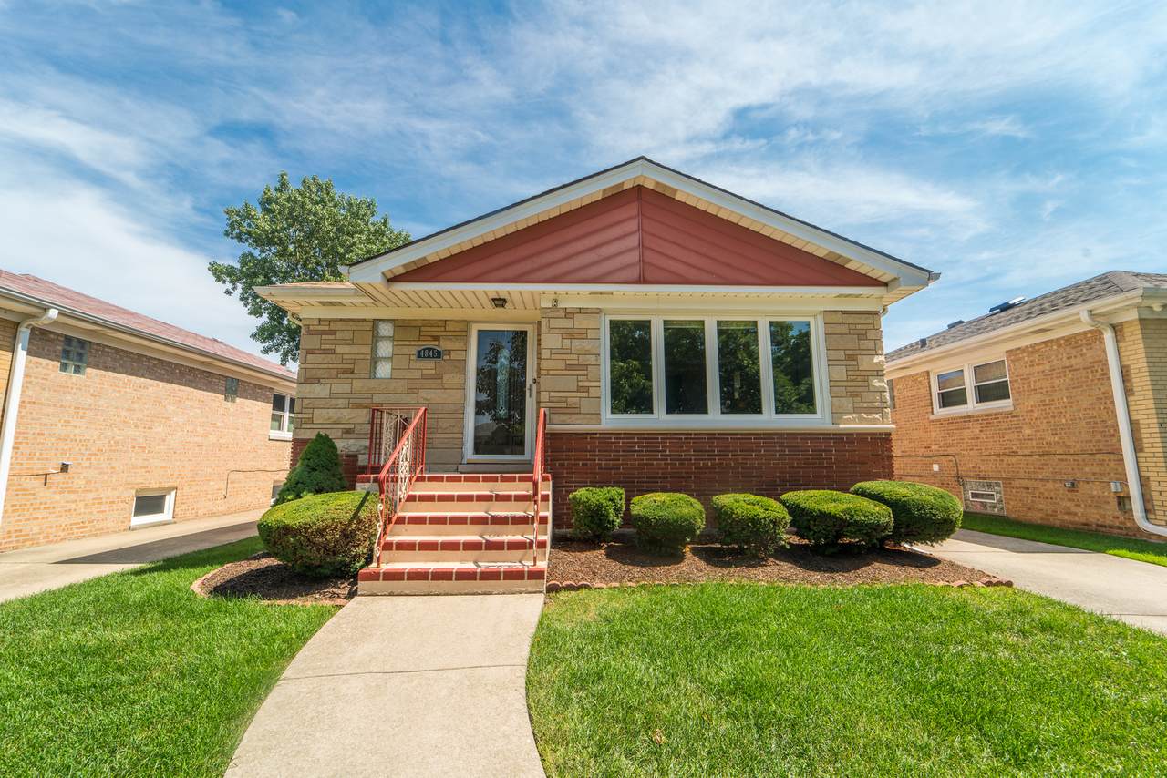 4845 Newcastle Avenue - Photo 1