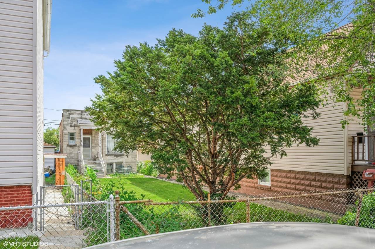 2965 Elston Avenue - Photo 1