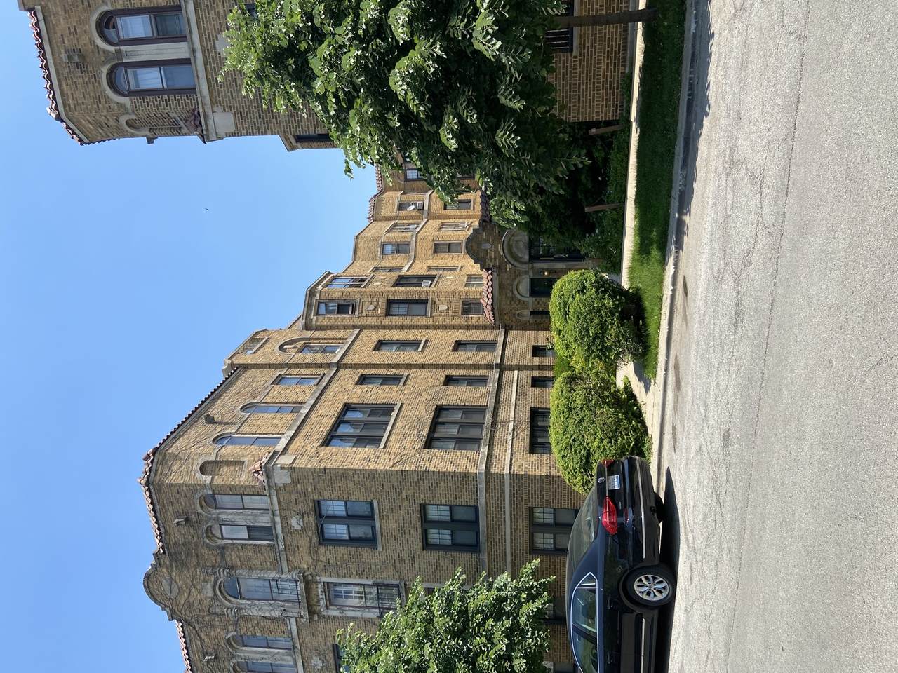 4005 Kildare Avenue - Photo 1