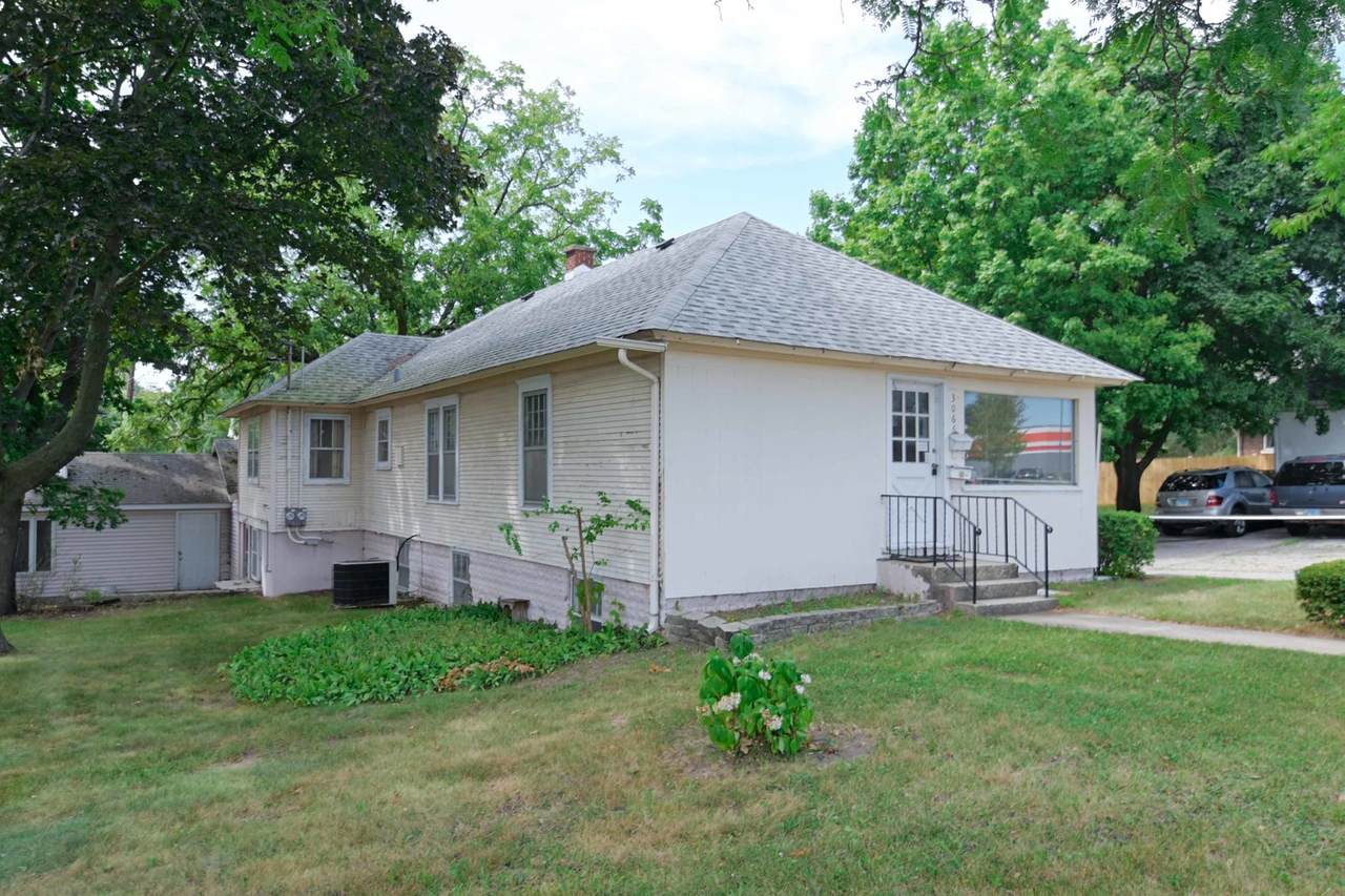 3066 Sheridan Road - Photo 1