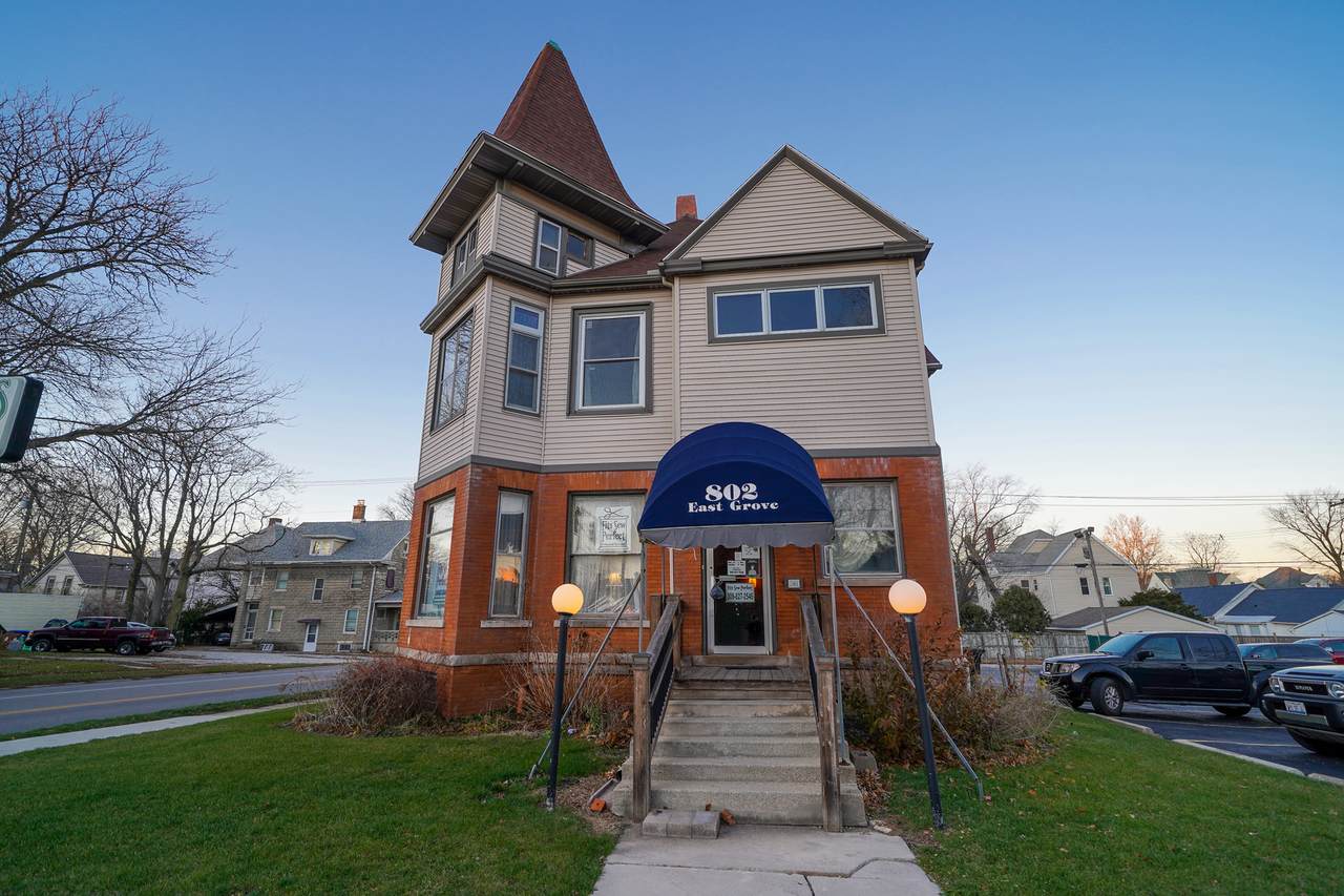 802 Grove Street - Photo 1