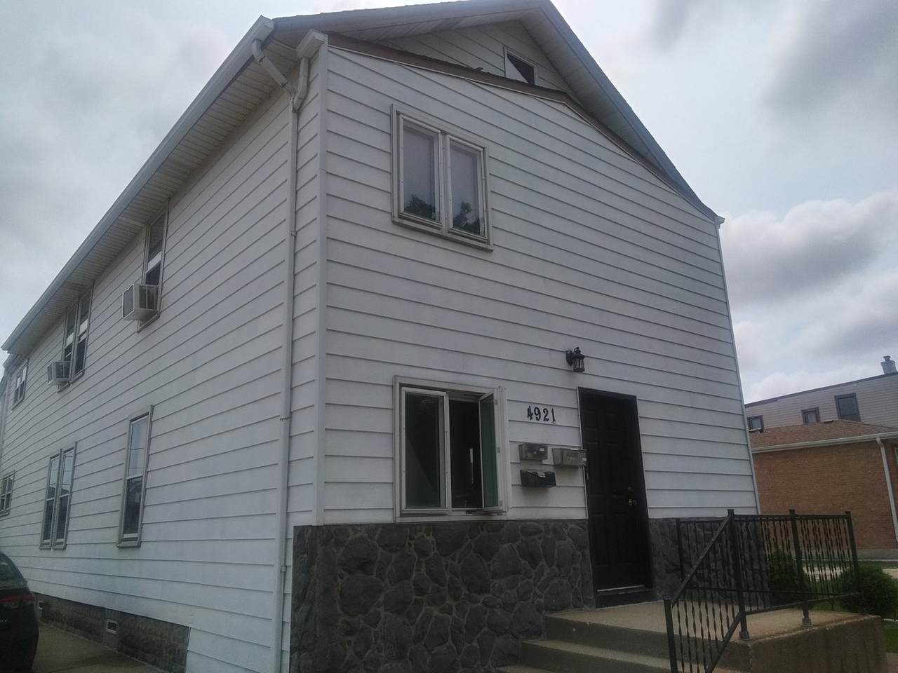4921 Harold Avenue - Photo 1