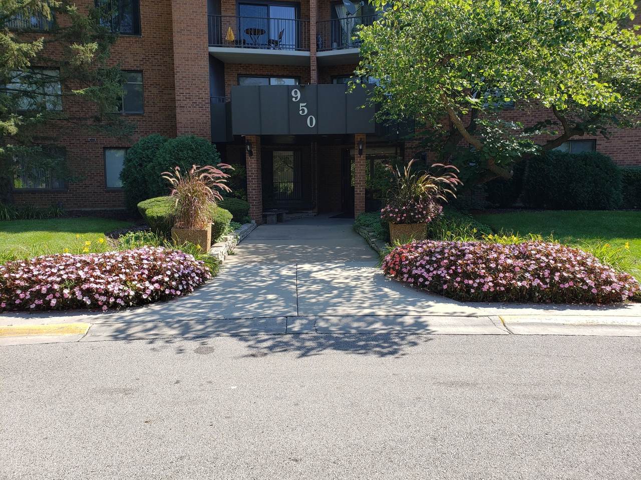 950 Wilmette Road - Photo 1