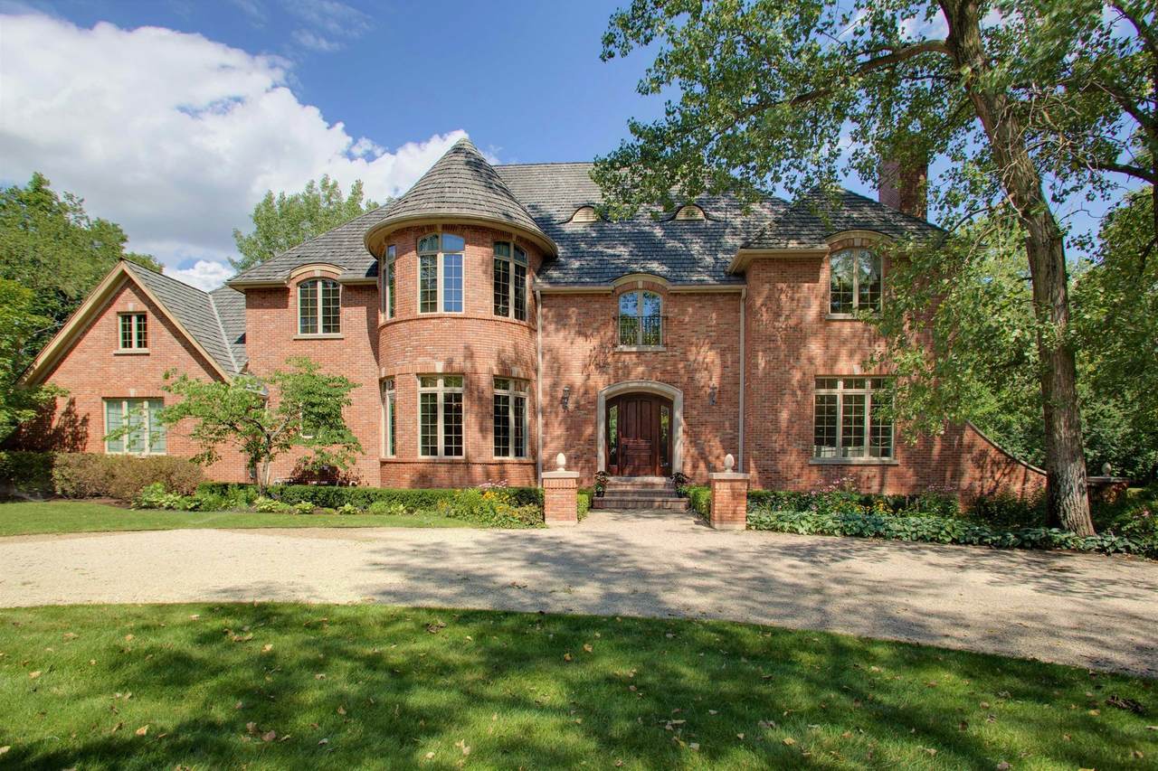 208 Northampton Lane - Photo 1