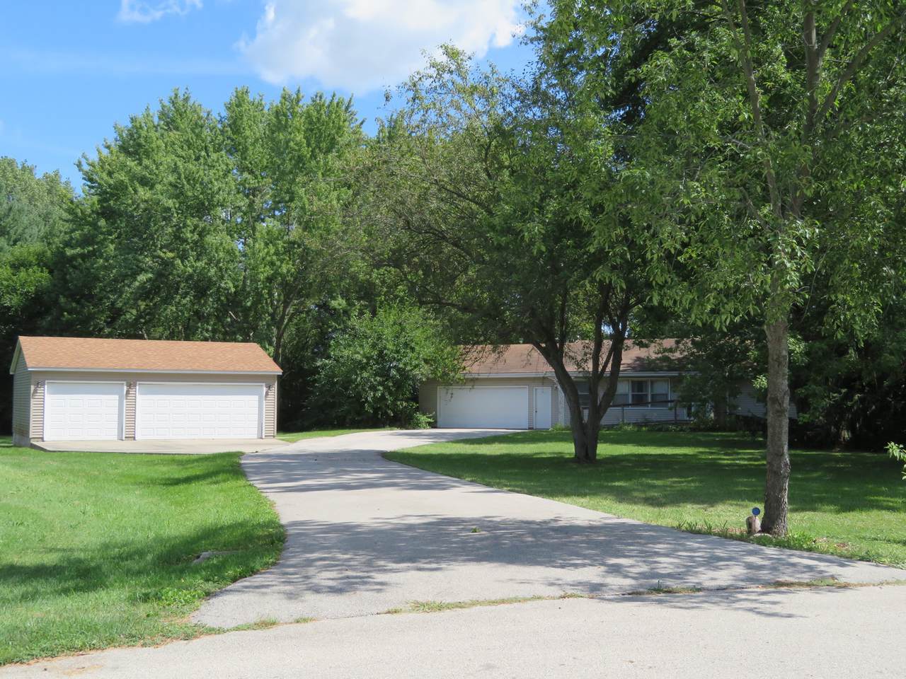 5002 Dudley Road - Photo 1
