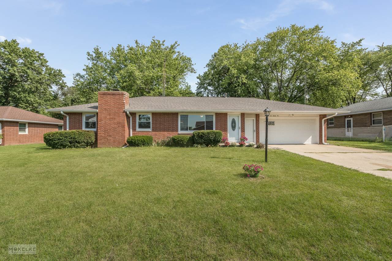 225 Maple Street - Photo 1