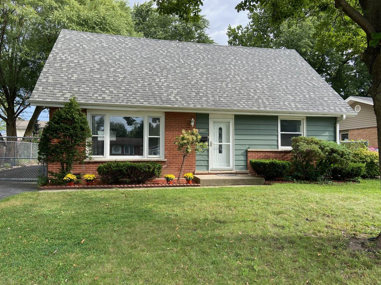 5330 Arbor Lane - Photo 1