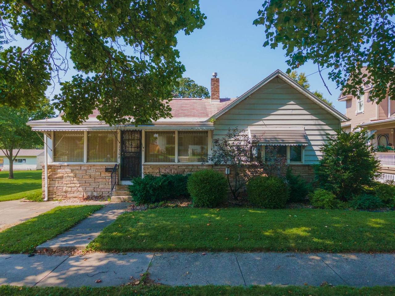 1306 Western Avenue - Photo 1