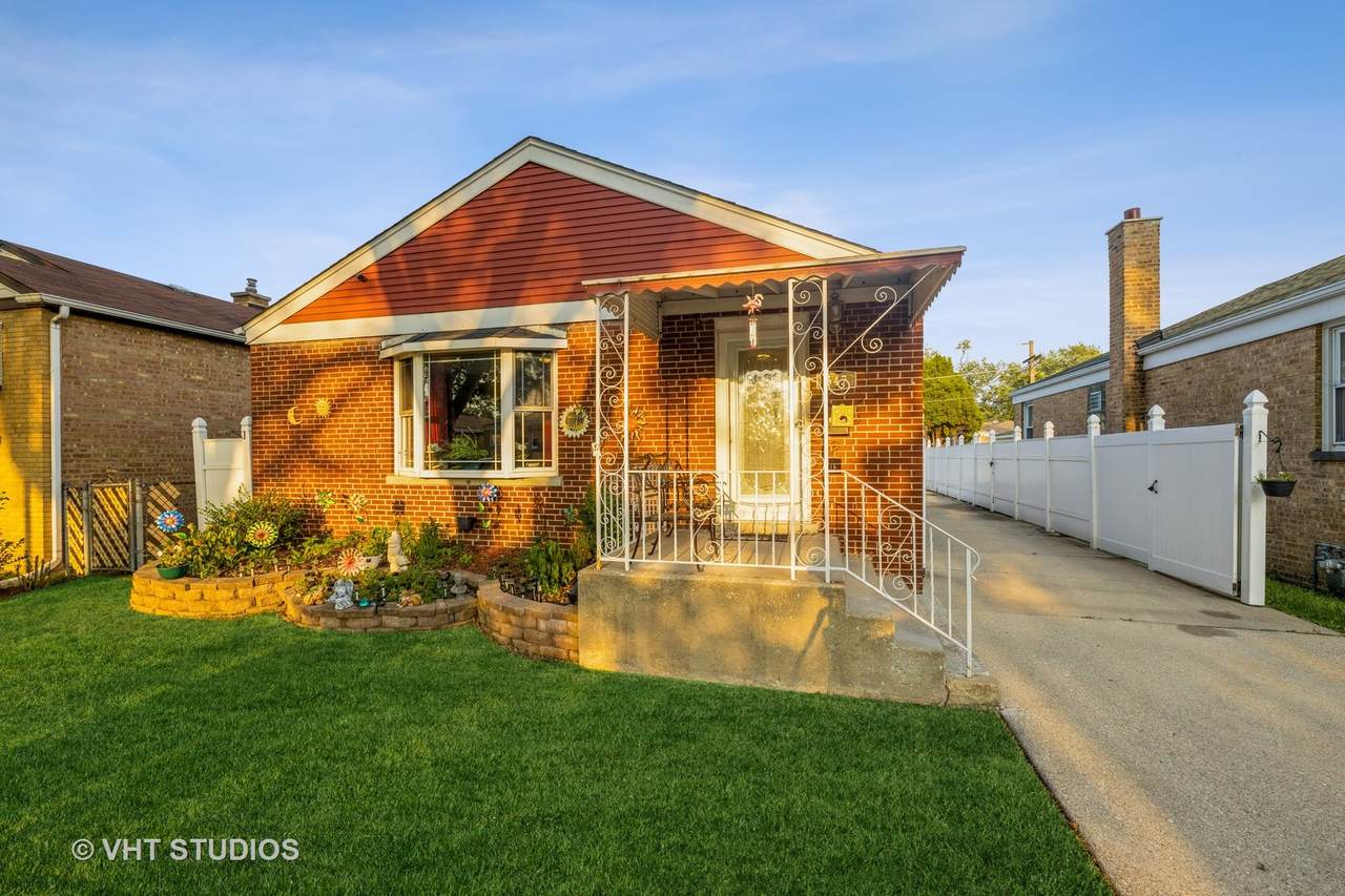 547 49th Avenue - Photo 1