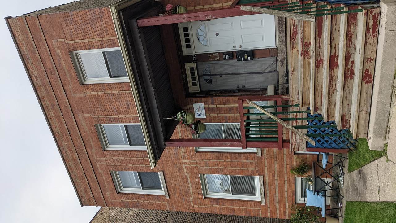 3235 Thomas Street - Photo 1