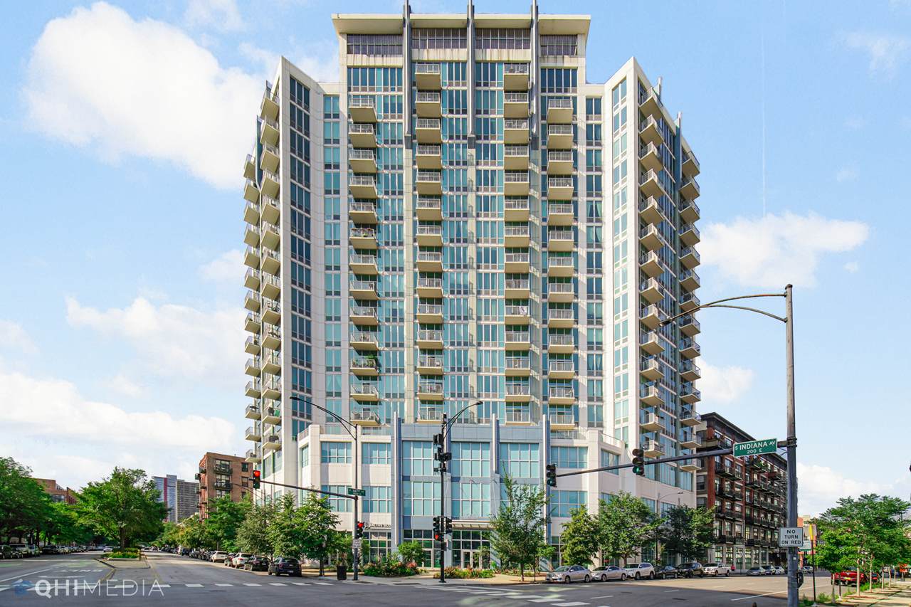 1600 Indiana Avenue - Photo 1
