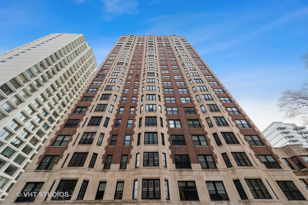 421 Melrose Street - Photo 1