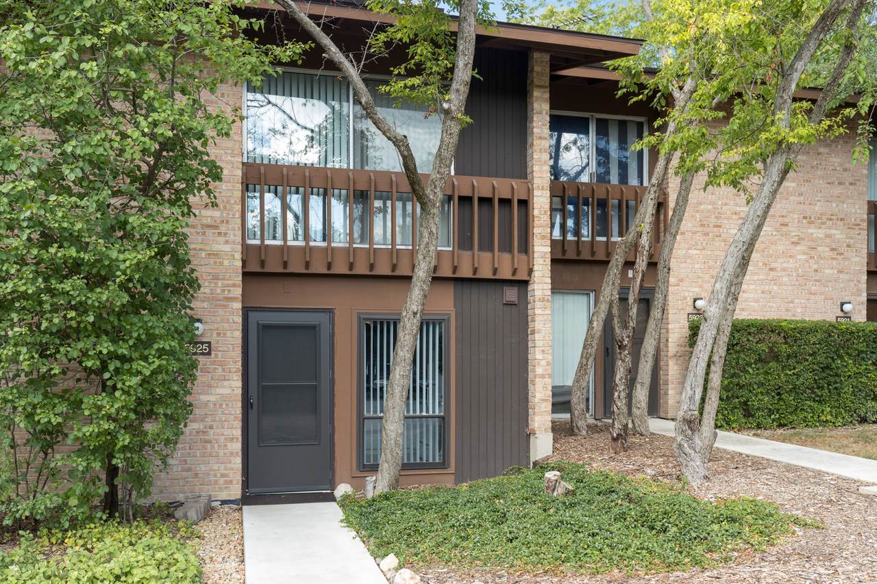 5925 Meadow Drive - Photo 1