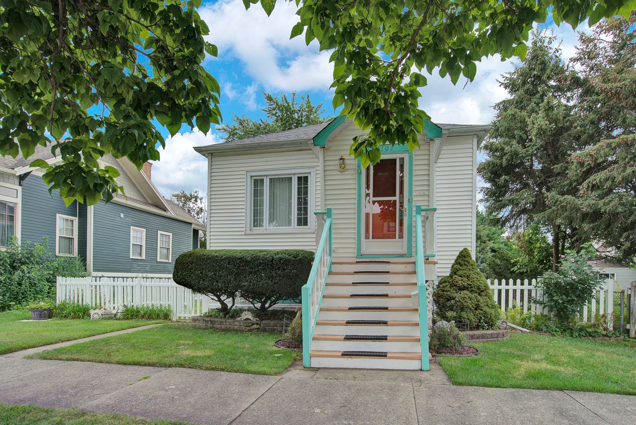 9107 Sheridan Avenue - Photo 1