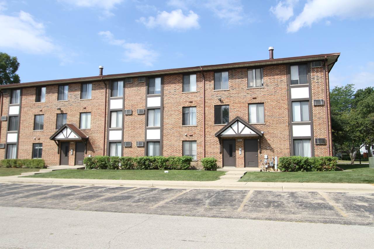 1006 Centurion Lane - Photo 1