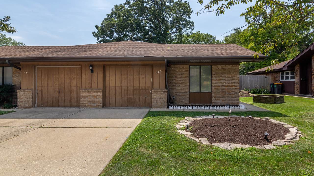 123 Innsbrook Drive - Photo 1