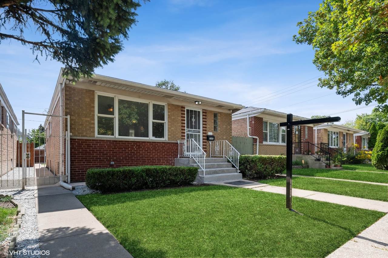 2141 49th Place - Photo 1