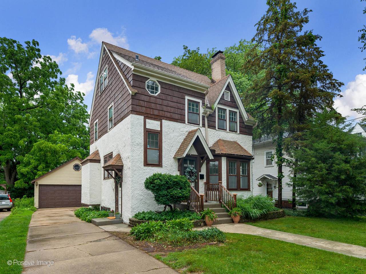 323 Jefferson Avenue - Photo 1
