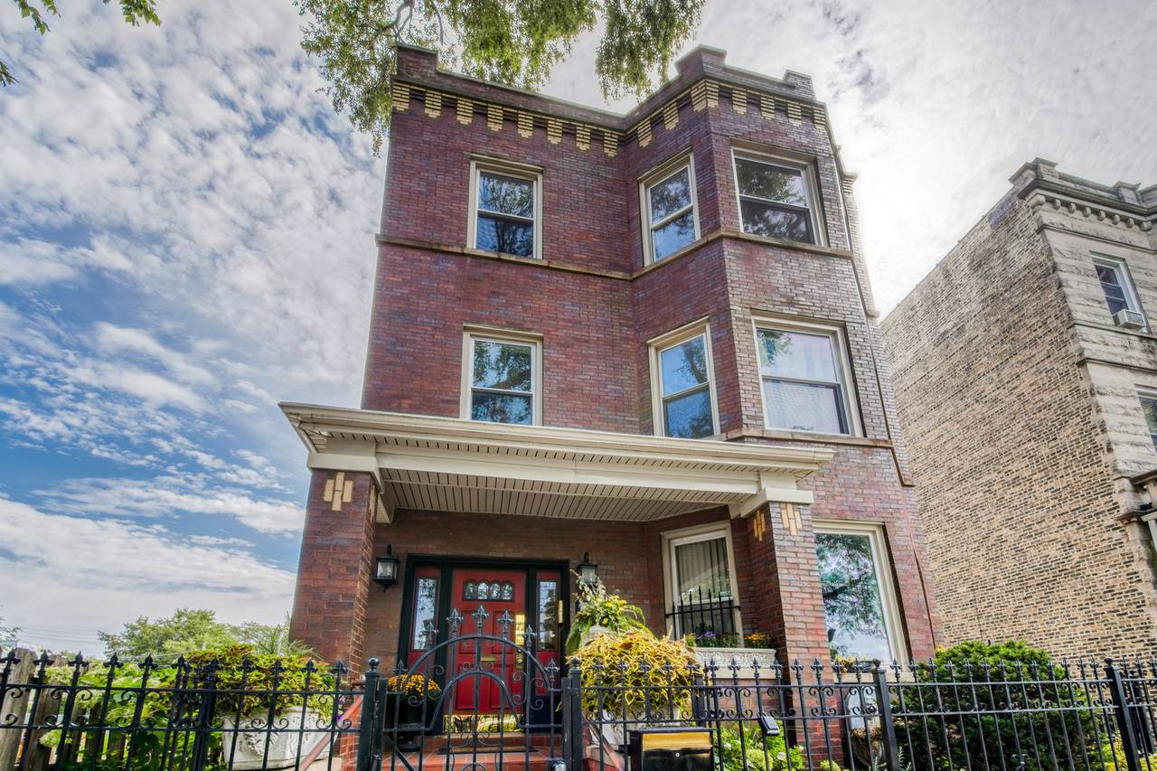 2027 Albany Avenue - Photo 1