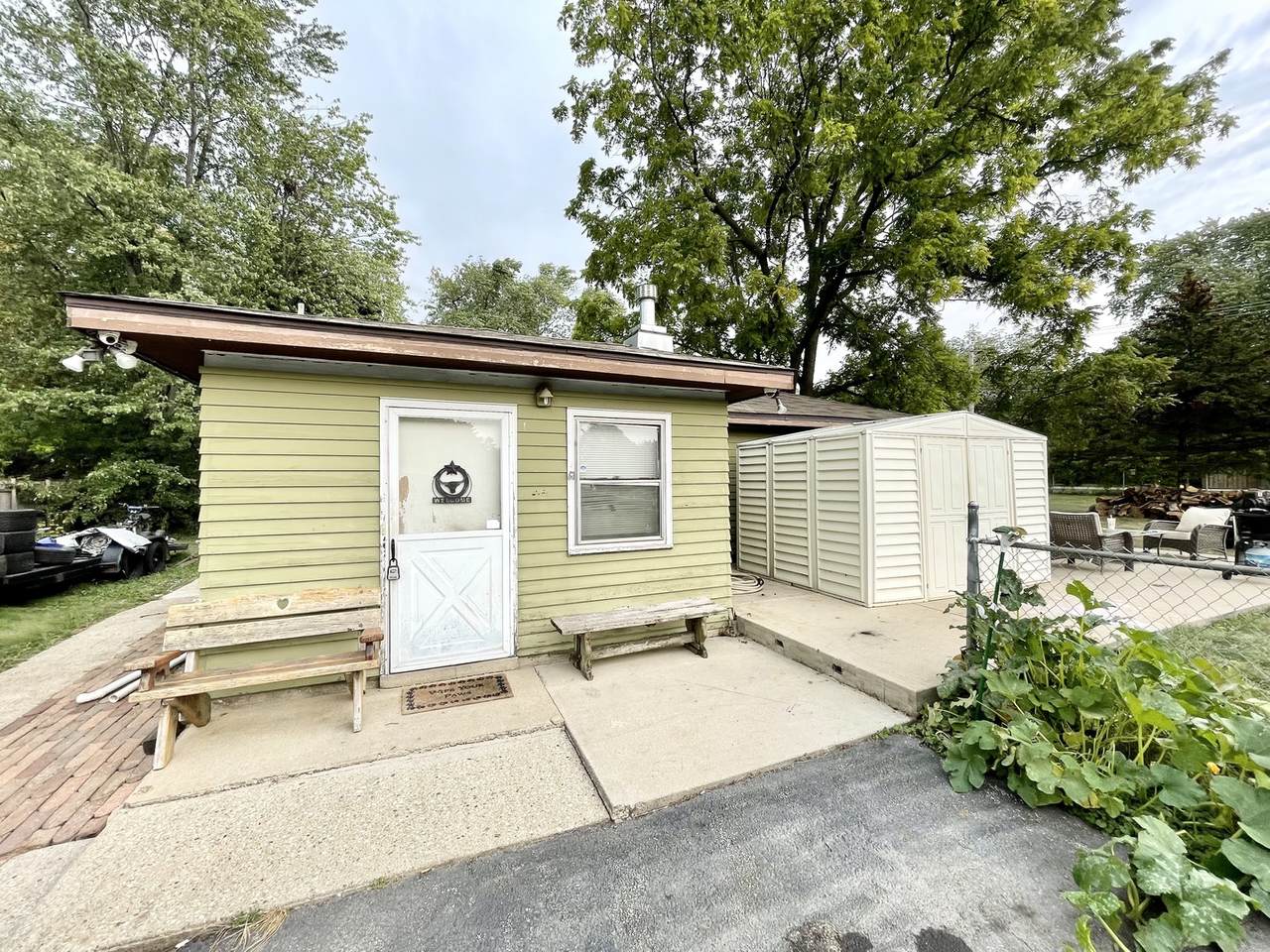 34888 Oakwood Avenue - Photo 1