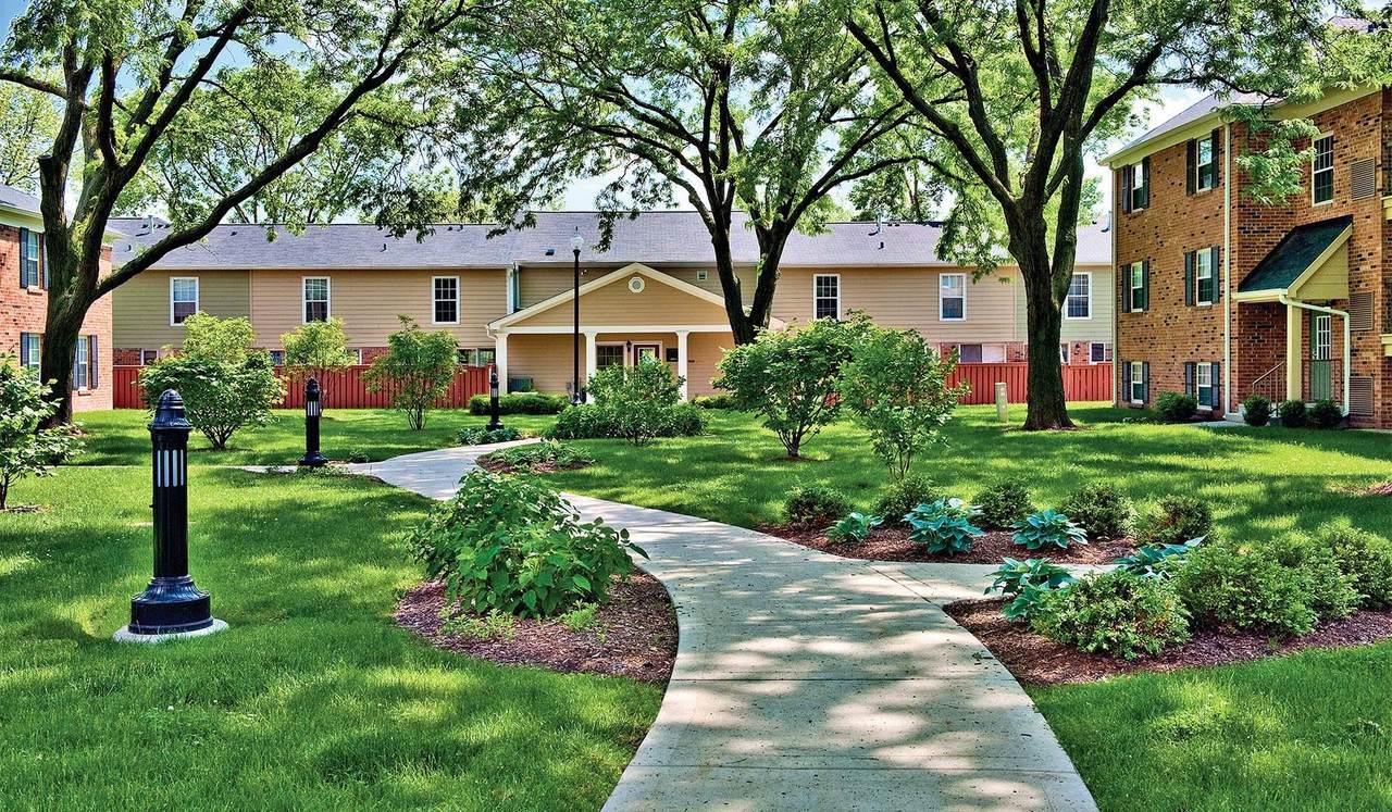 2850 Southampton Drive - Photo 1