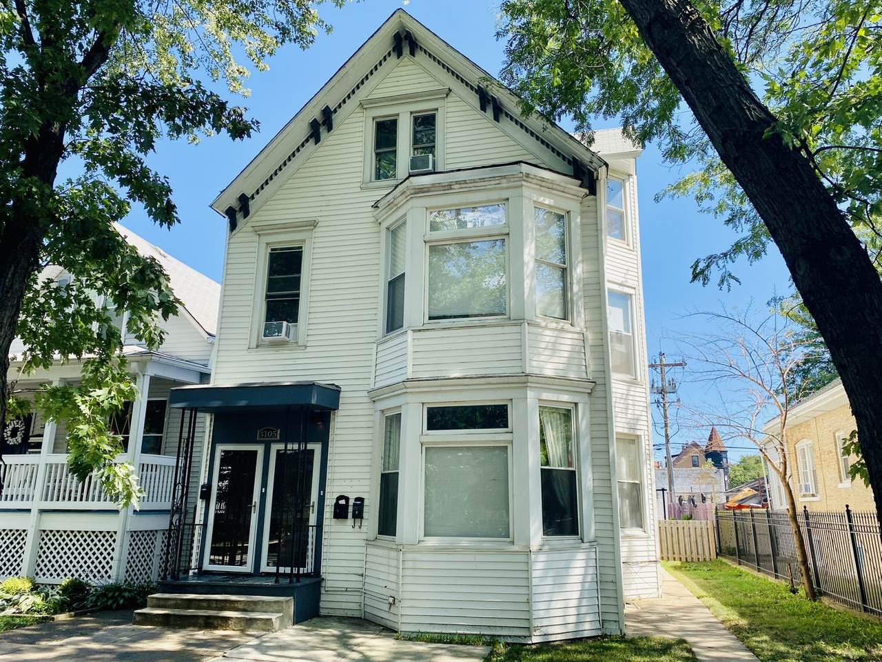 3105 Sawyer Avenue - Photo 1