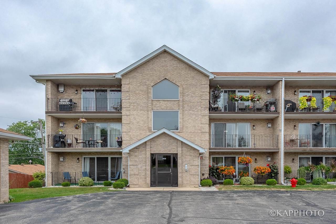 8836 Amelia Court - Photo 1