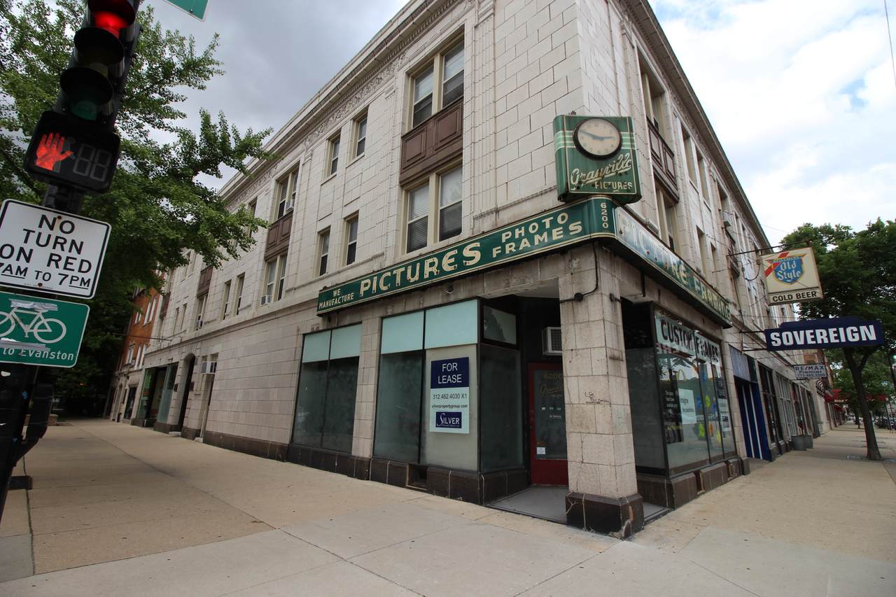 1204 Granville Avenue - Photo 1
