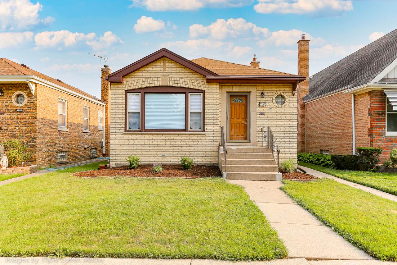 2552 118TH Street - Photo 1