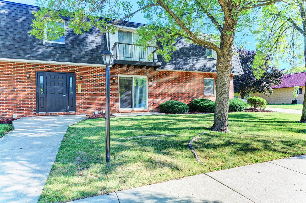 1323 Buell Avenue - Photo 1