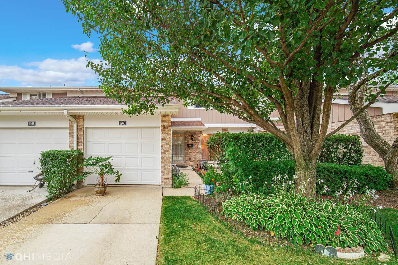 1260 Edinburgh Court - Photo 1
