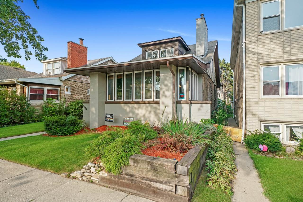 1524 Highland Avenue - Photo 1