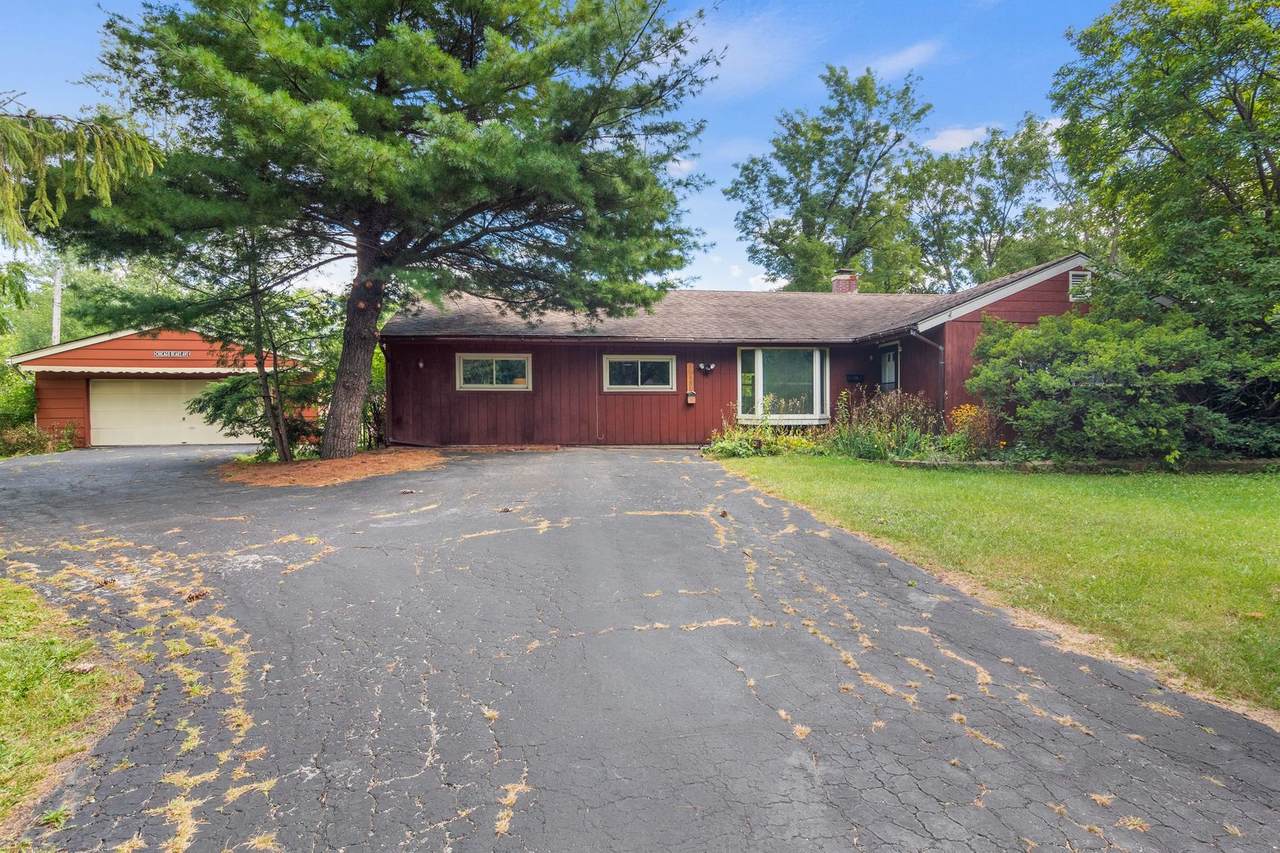 18131 Baker Avenue - Photo 1